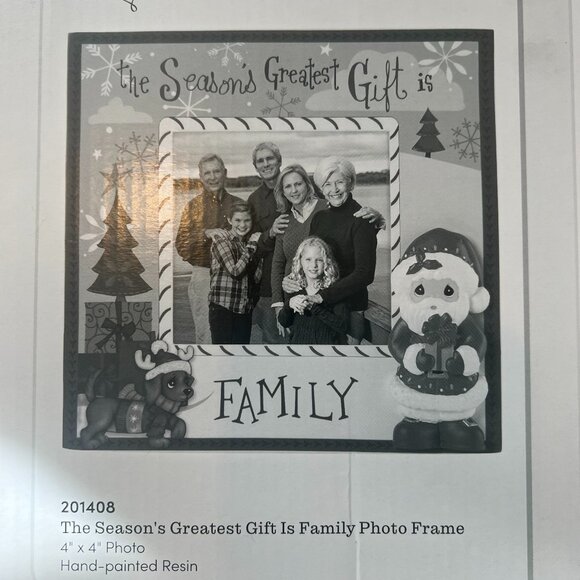 New in Box: Precious Moments - The Season's Greatest Gift Picture Frame - Picture 4 of 4